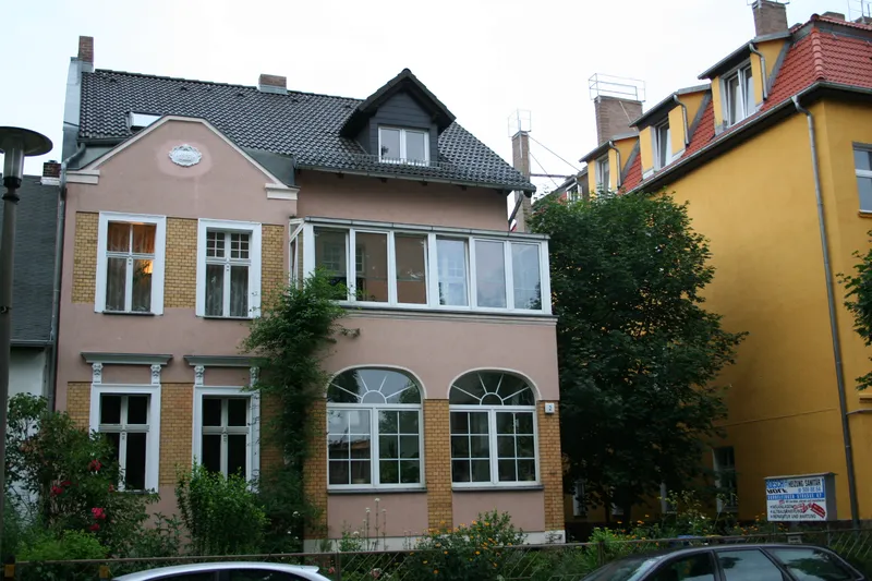 Großzügige 3-Zimmerwohnung in Karlshorst — photo 1